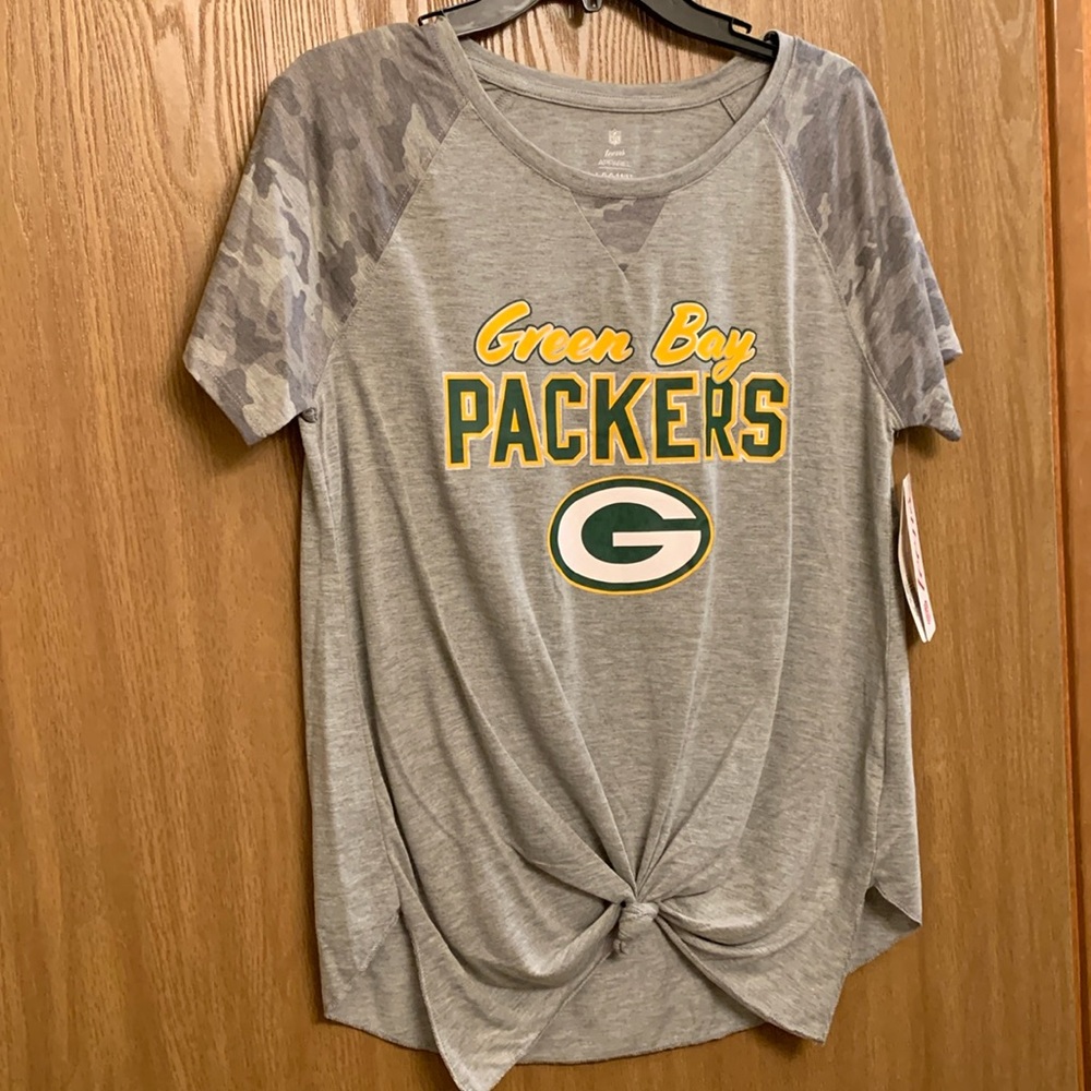 Packers T-Shirt Women’s NWT - Large
